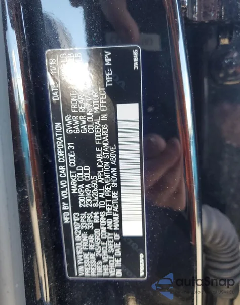 2019 Volvo Xc40 T5 Inscription z USA, uszkodzony, nr VIN YV4162UL6K2107173